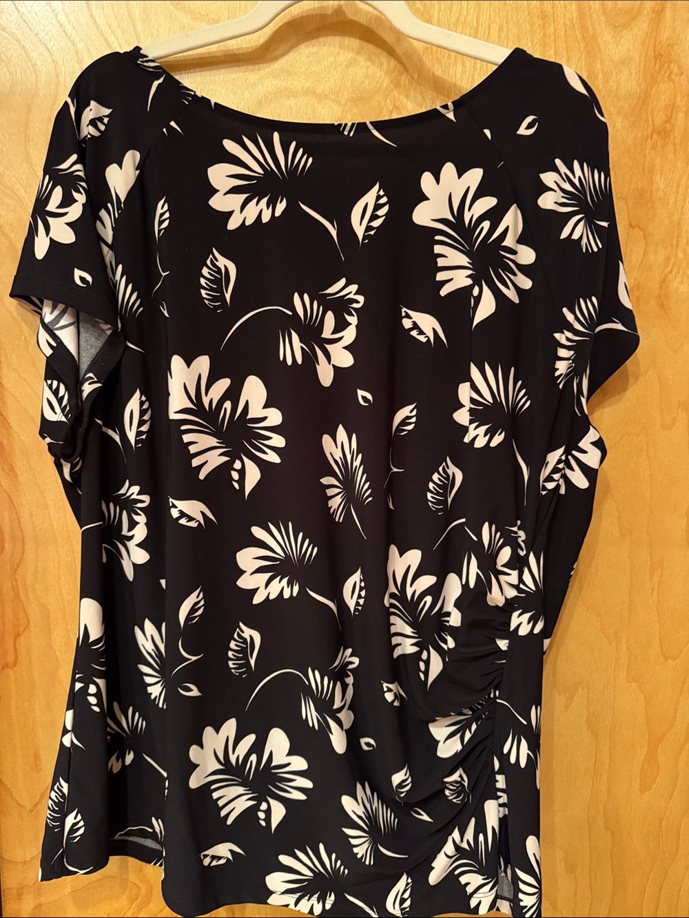 Lauren Ralph Lauren Black and White Floral Scoop Neck Blouse